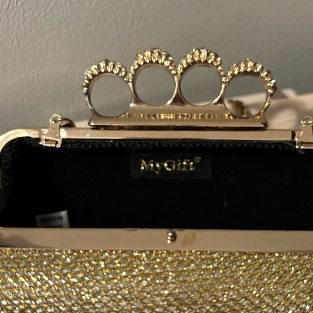 Gold shimmering Rhinestone Clutch - Picture 9 of 9